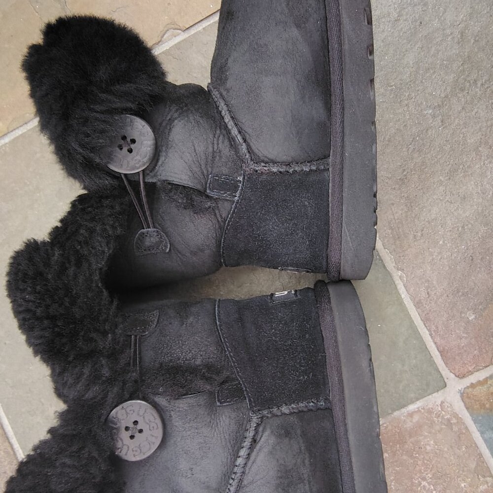 Ugg Boots Bailey Button - image 4